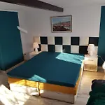 U Gosi Rum i privatbostad