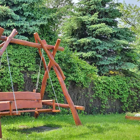 Δωμάτια σε οικογενειακή κατοικία U Gosi